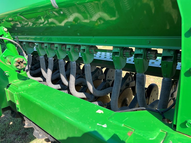 2005-john-deere-455-image-23