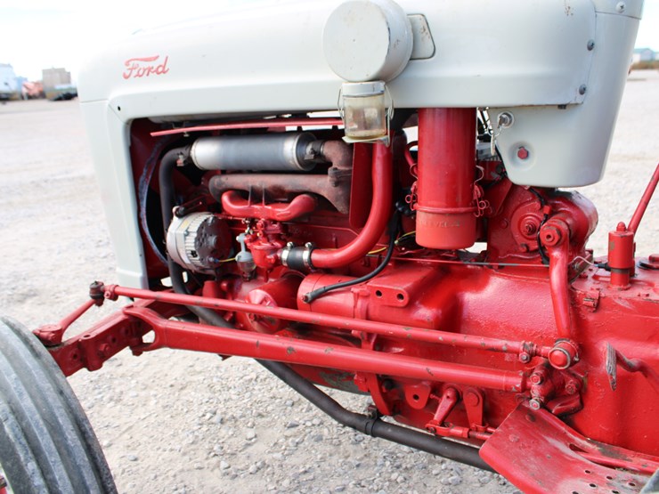 1957-ford-850-image-12