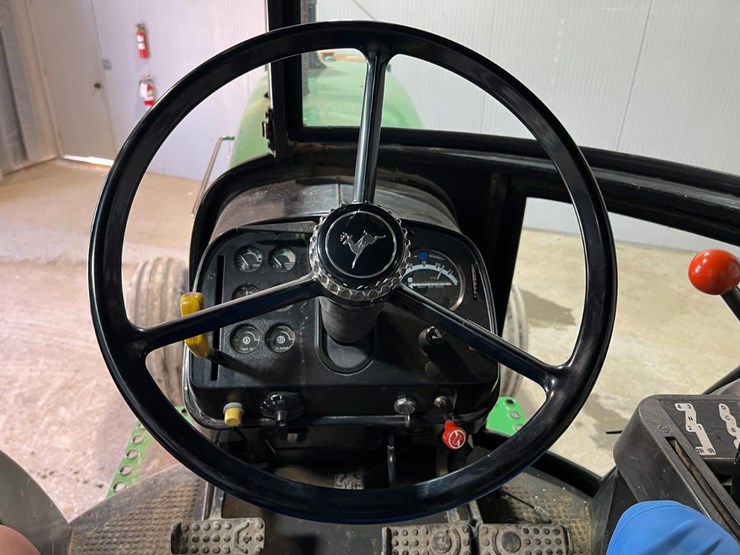 john-deere-4240-image-22