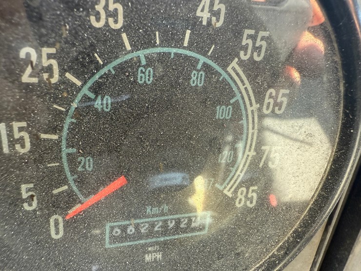 1990-international-9400-image-3