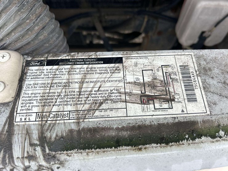 1998-national-rv-tropi-cal-t/a-35ft-class-a-motorhome-image-8