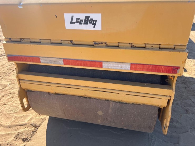 leeboy-400t-image-14