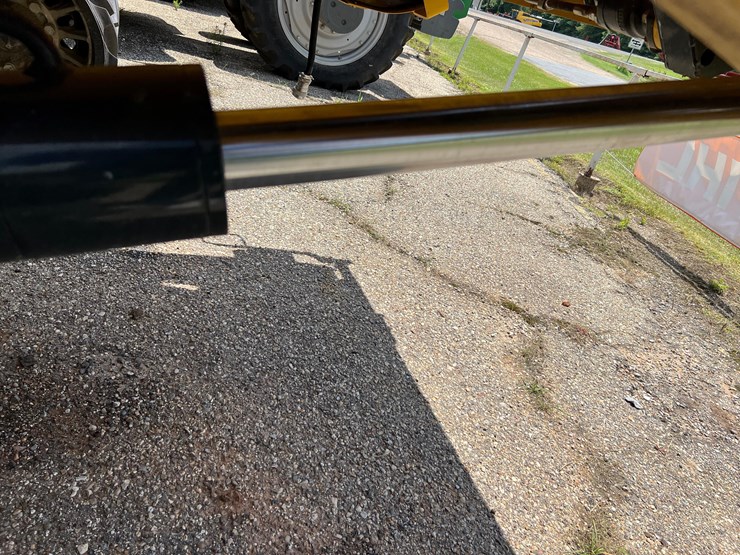 2023-new-holland-cr10.90-image-35