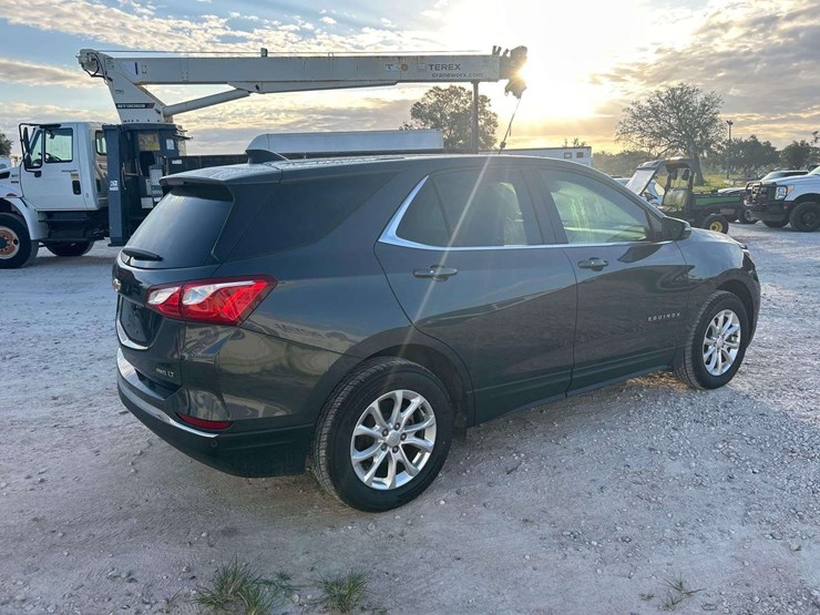 2019-chevrolet-equinox-image-3