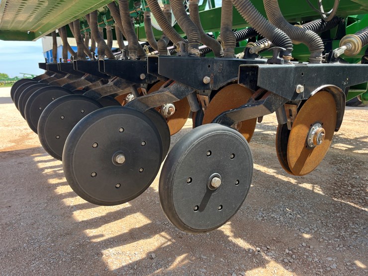 great-plains-3s3000-image-24