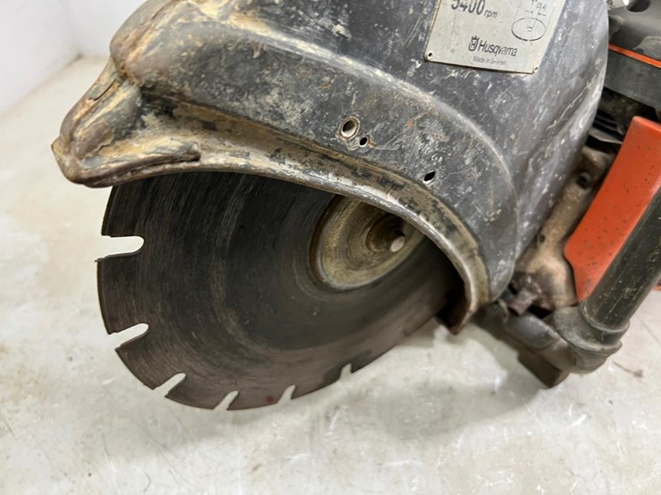 husqvarna-k750-cut-saws-image-8