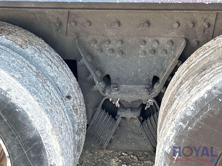 heil-28yd-side-loader-garbage-truck-image-17