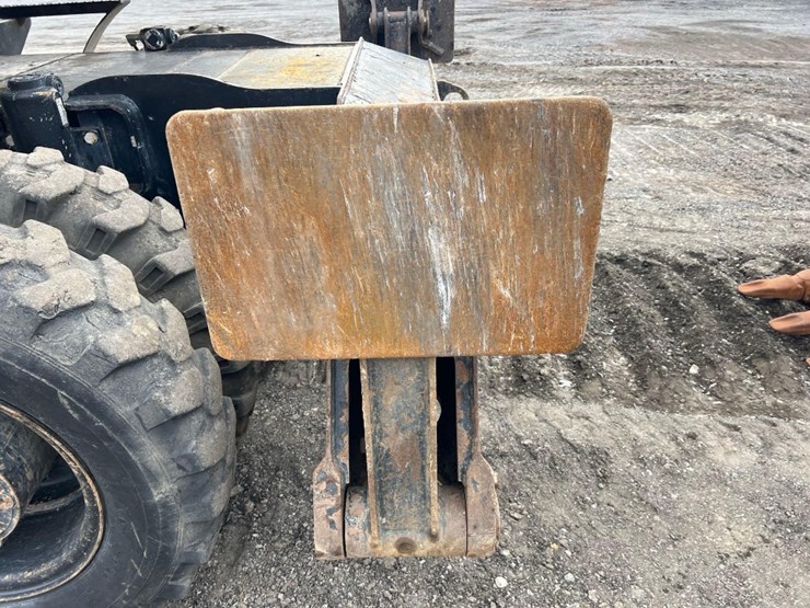 2017-caterpillar-m316f-image-18