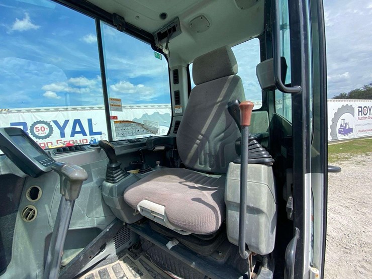 2016-bobcat-e85-image-18