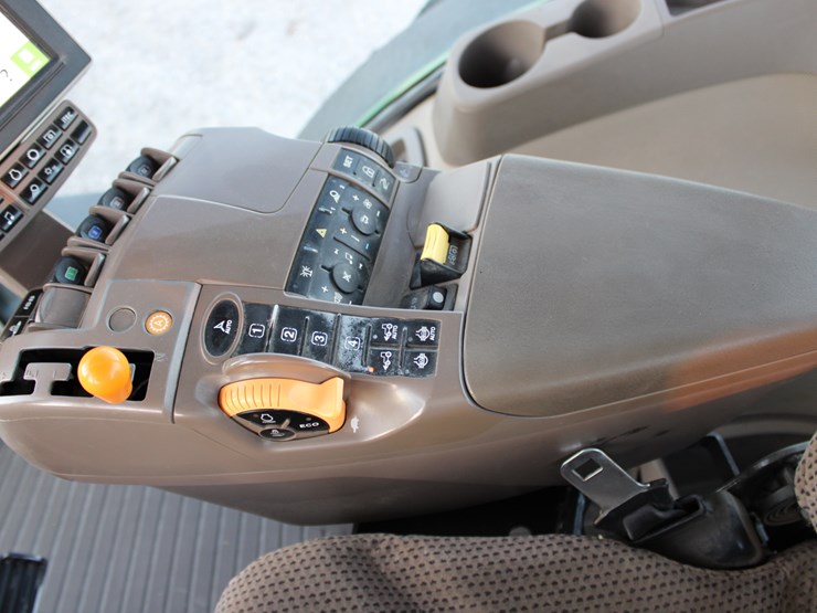 john-deere-r-image-73