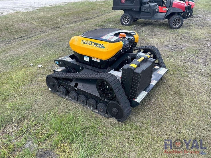2022-mcconnel-traxx-rc28-43in.-remote-controlled-slope-mower-image-4