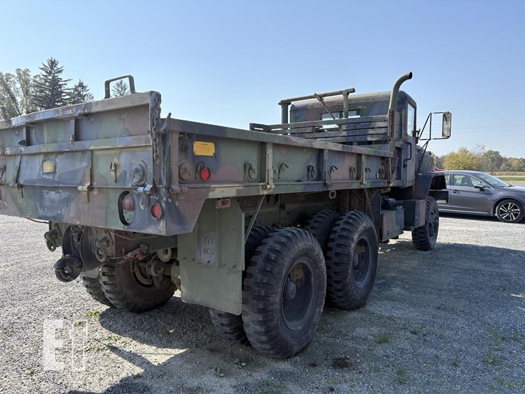 1983-am-general-m923-image-12