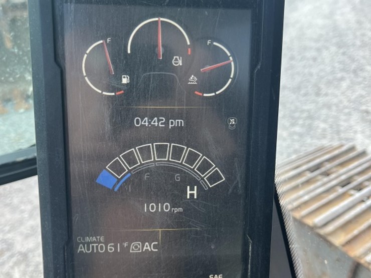 2020-volvo-ec200el-image-17