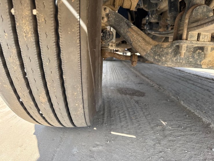 2018-kenworth-t270-image-12