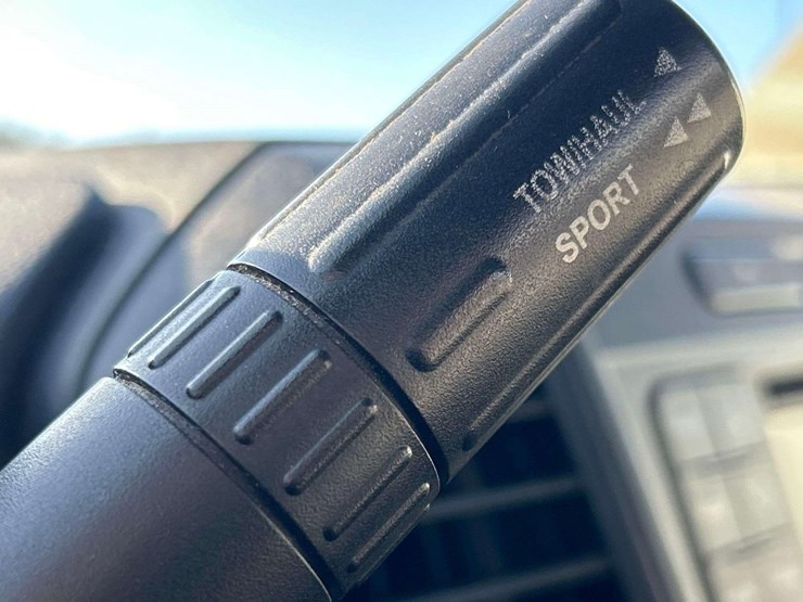 2016-ford-f150-image-16