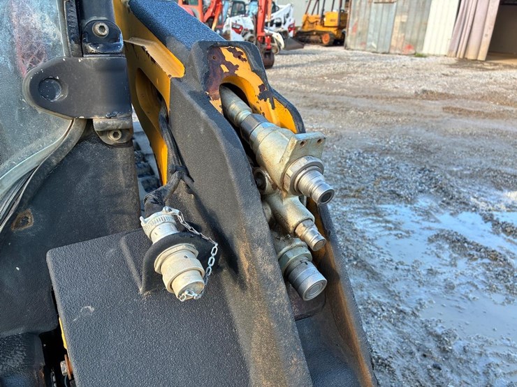 caterpillar-259d-image-11