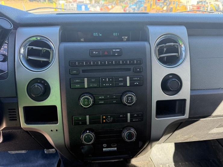 2014-ford-f150-image-24