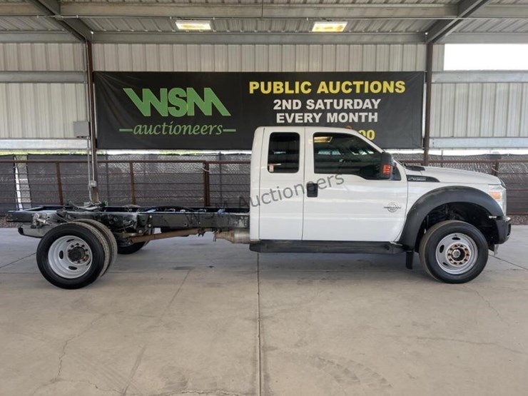 2013-ford-f550-image-1