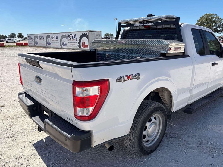 2023-ford-f150-image-8