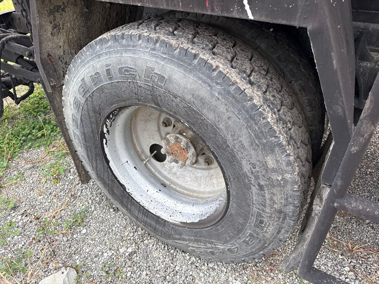 2004-ford-f750-image-20