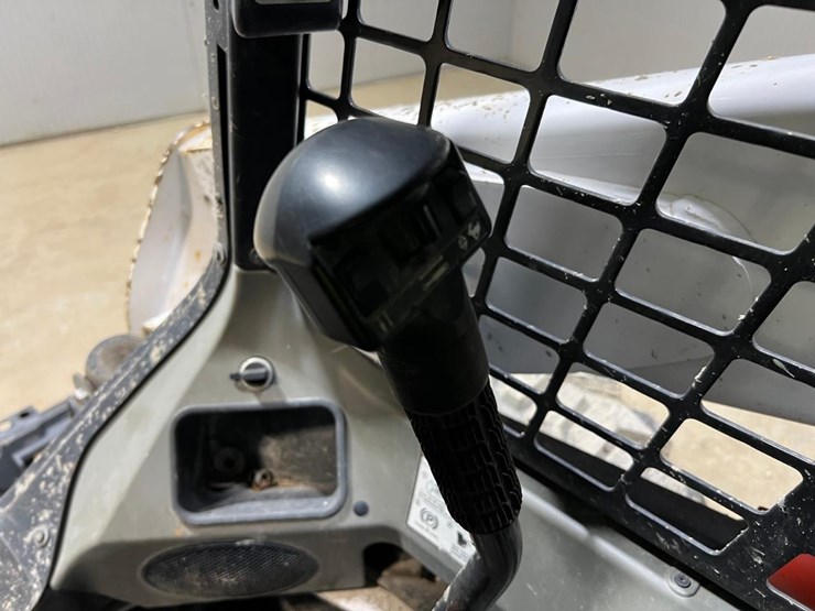 bobcat-s650-image-22