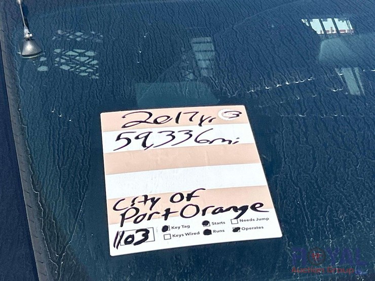 2017-ford-explorer-image-25