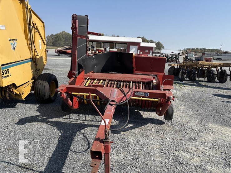 new-holland-166-image-2