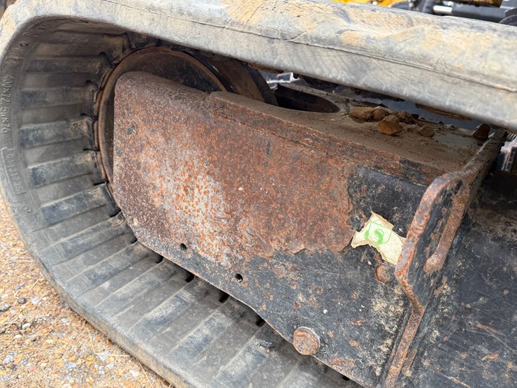 caterpillar-305e2-cr-image-9