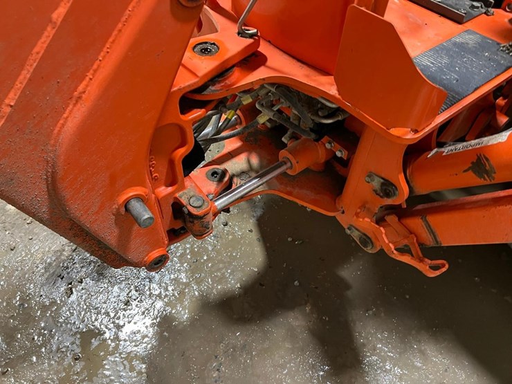 kubota-la514-image-21