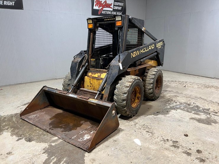 new-holland-lx885-image-2