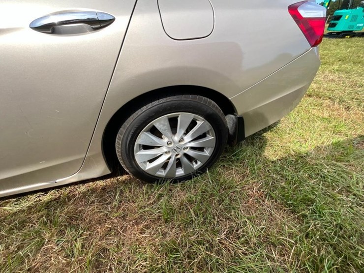 2014-honda-accord-(at,-v6,-3.5l,-miles-image-6