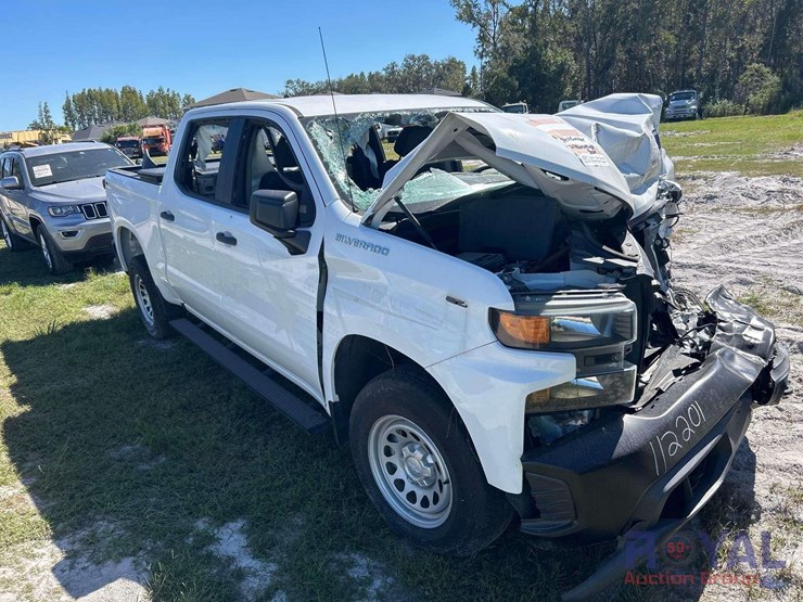 2021-chevrolet-silverado-image-2