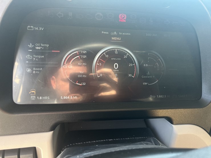 #4709-•-2025-peterbilt-589-tri-axle-dump-truck-image-25