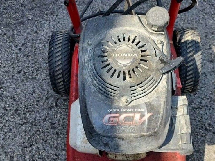 troy-bilt-pressure-washer-2500-max-psi.-2.3-gpm-image-6
