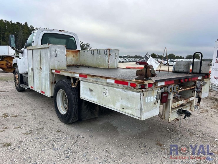 2005-gmc-c8500-flatbed-service-truck-image-4