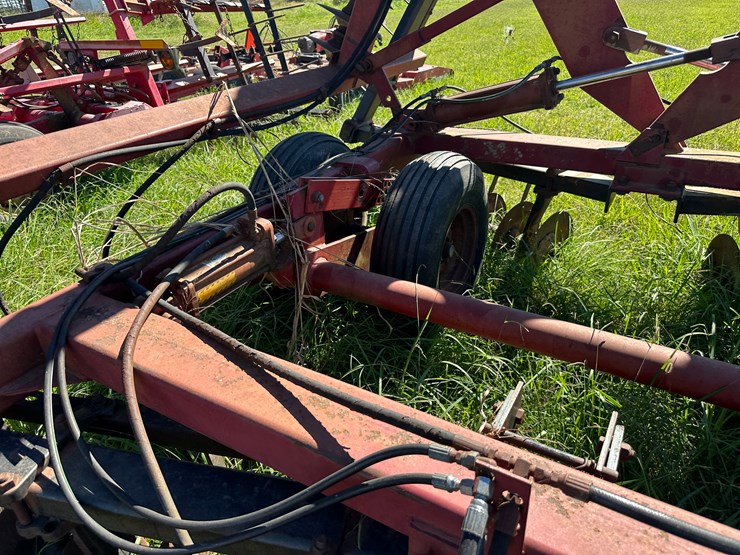 case-ih-496-image-44