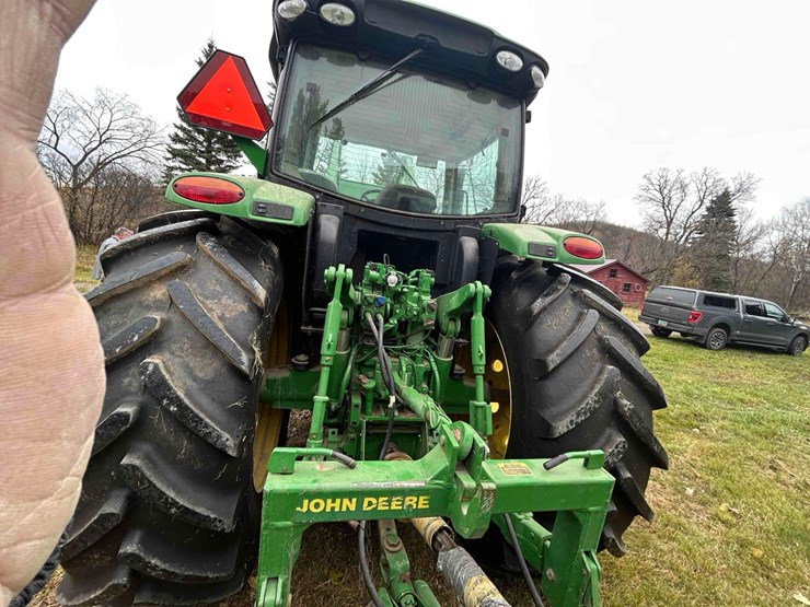 2013-john-deere-6150r-image-4