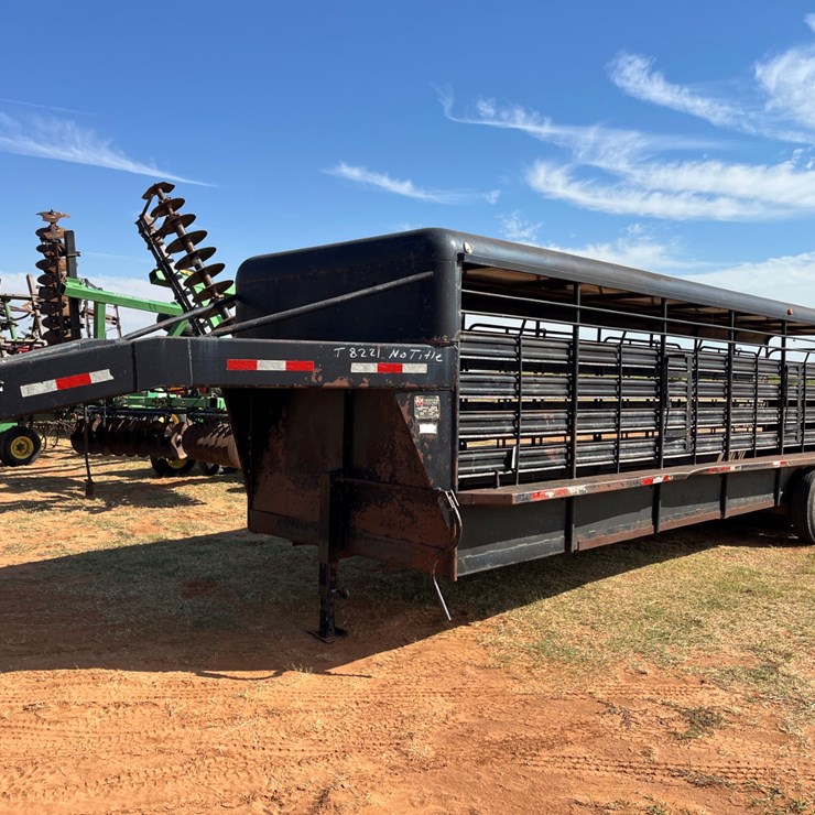 #T8221 • 1994 WW 32X6 GN Trailer