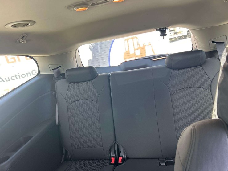 2012-chevrolet-traverse-image-17