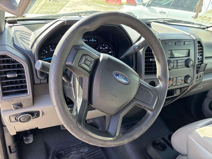 2017-ford-f250-image-19