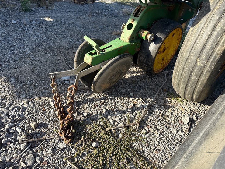 john-deere-7300-image-6