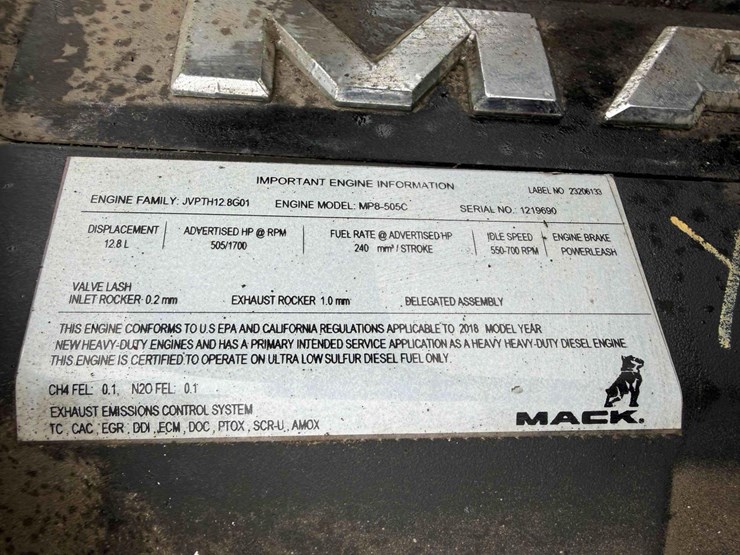 2019-mack-anthem-64t-image-14