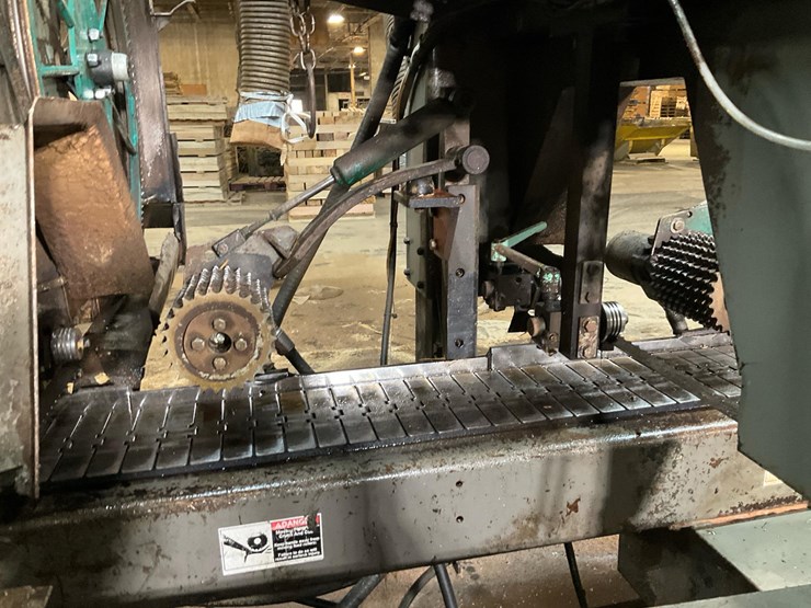 #130-•-wood-mizer-pallet-lumber-resaw-image-17