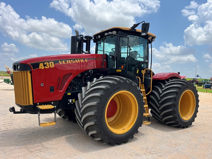 2023-versatile-430-image-1