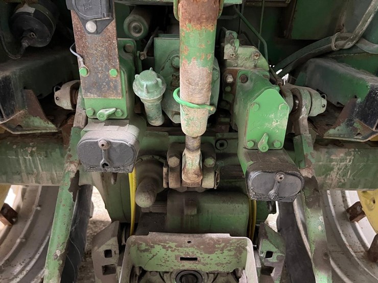 john-deere-4240-image-14