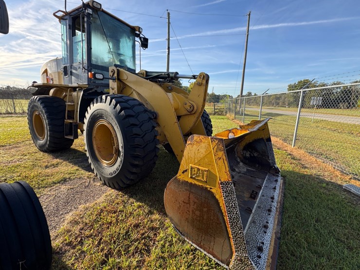 2008-caterpillar-924g-image-2