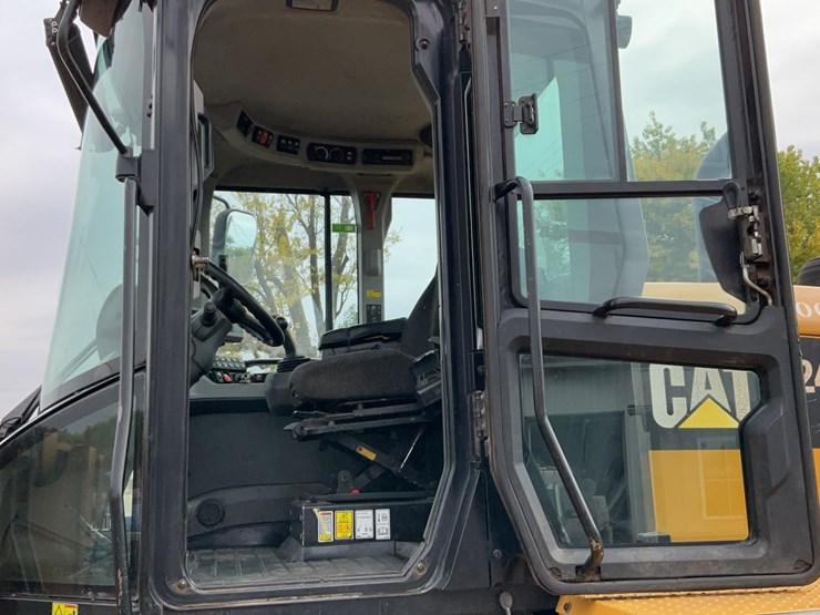 2013-caterpillar-924k-image-9