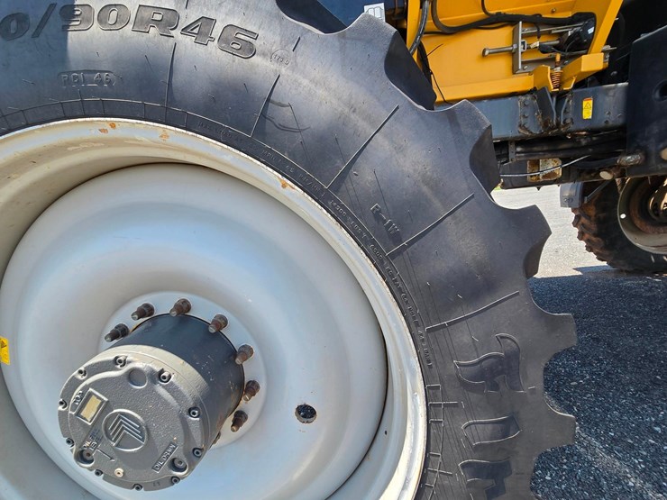 2017-ag-chem-rg1300b-image-31