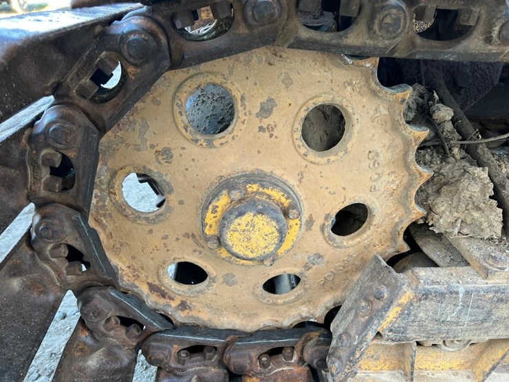 komatsu-d21p-image-18