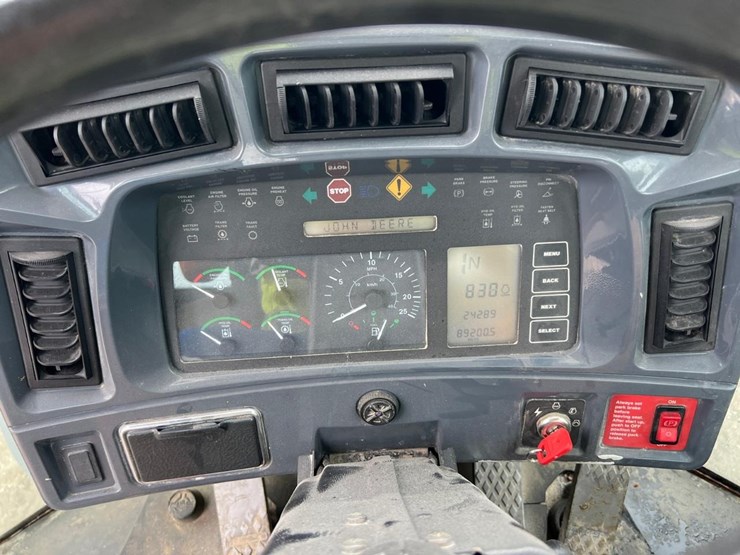 deere-tc54h-image-23